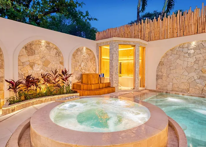 Villa Nord New 7 Bdr Jacuzzi Sauna Ice Bath Seminyak (Bali)