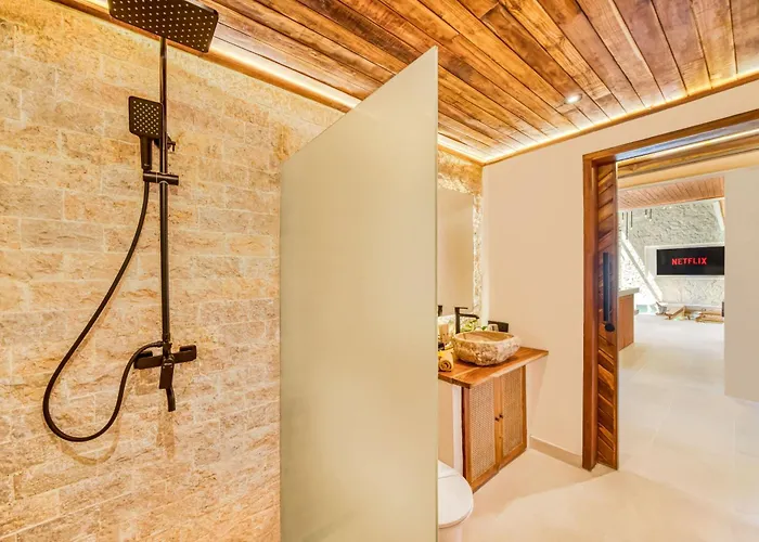 Nord New 7 Bdr Jacuzzi Sauna Ice Bath Villa